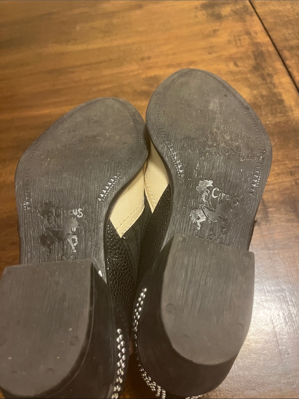 Cream and Black Bedazzled Western-Inspired Leather Booties - Picture 9 of 10